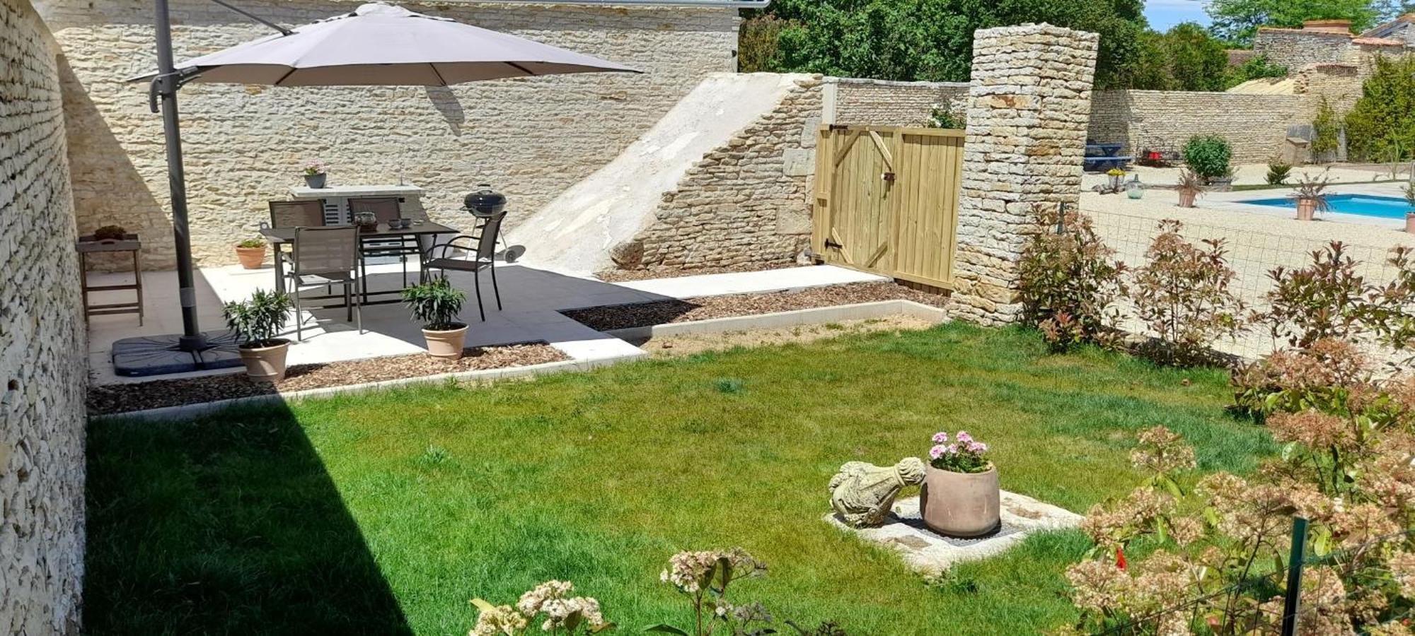 Bed and Breakfast La Galuche Angliers  Exterior foto